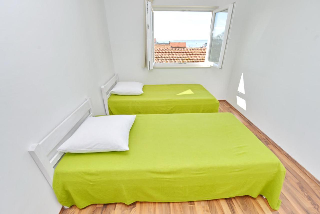 Apartments Verita Pakoštane Екстериор снимка